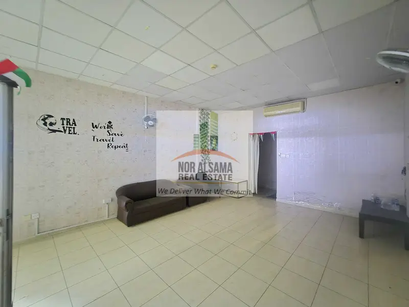 READY VACANT SHOP | Greece Cluster | FRONT SHOP