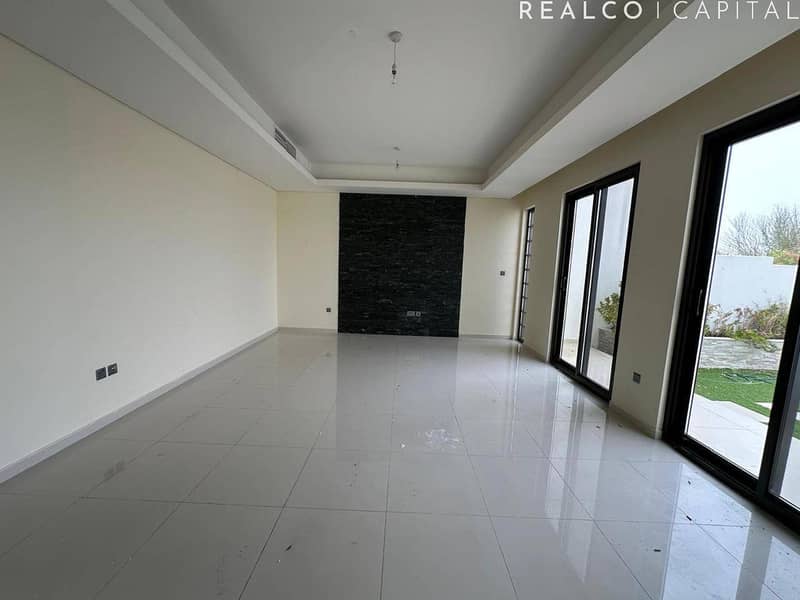 Maison de ville à DAMAC Hills 2 (Akoya by DAMAC),Coursetia, 5 chambres, 140000 AED - 17045538 Maison de ville à DAMAC Hills 2 (Akoya by DAMAC),Coursetia, 5 chambres, 140000 AED - 17045538