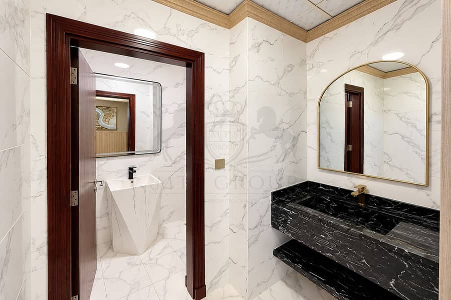 16 Luxurious Marble Bathroom Vanity. png