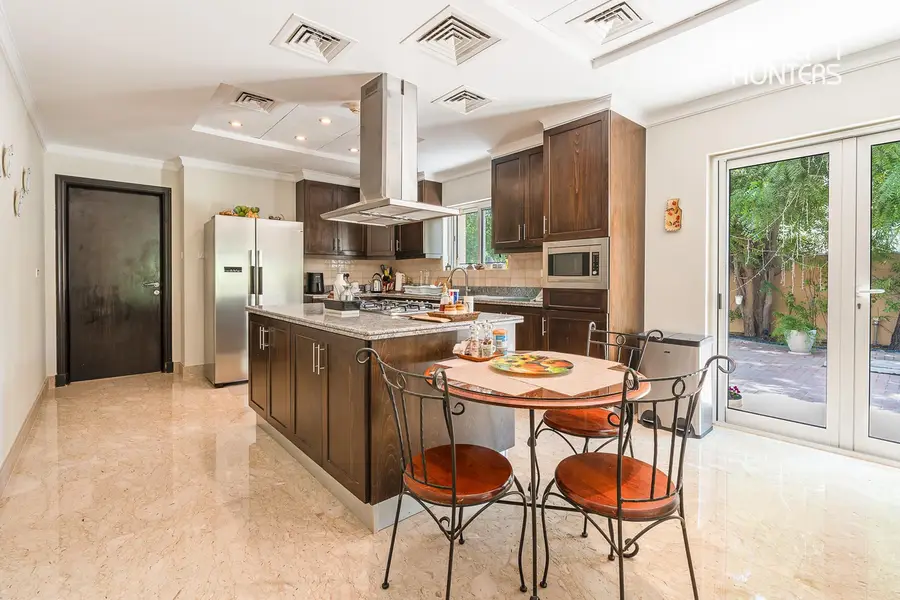 Immaculate Hattan| Private Pool |Peaceful Location