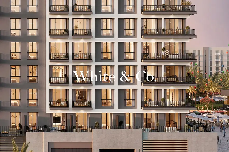 | HIGH FLOOR | | + MAIDS | | ON THE PARK |