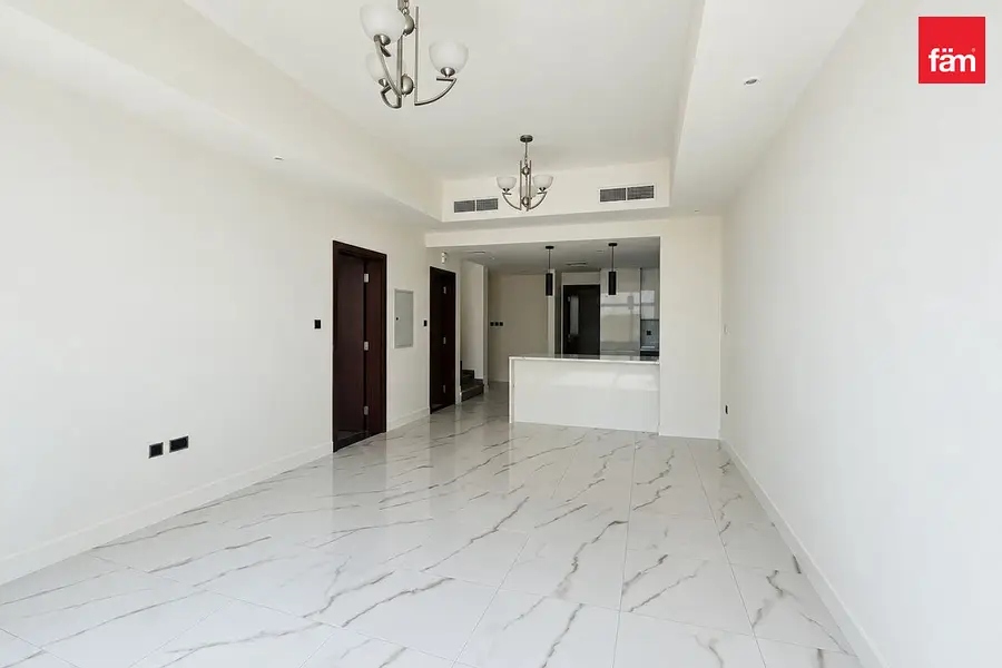 Single Row | Vacant | Best Price