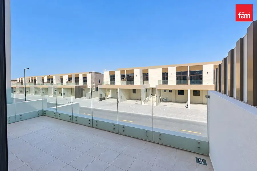 Single Row | Vacant | Best Price