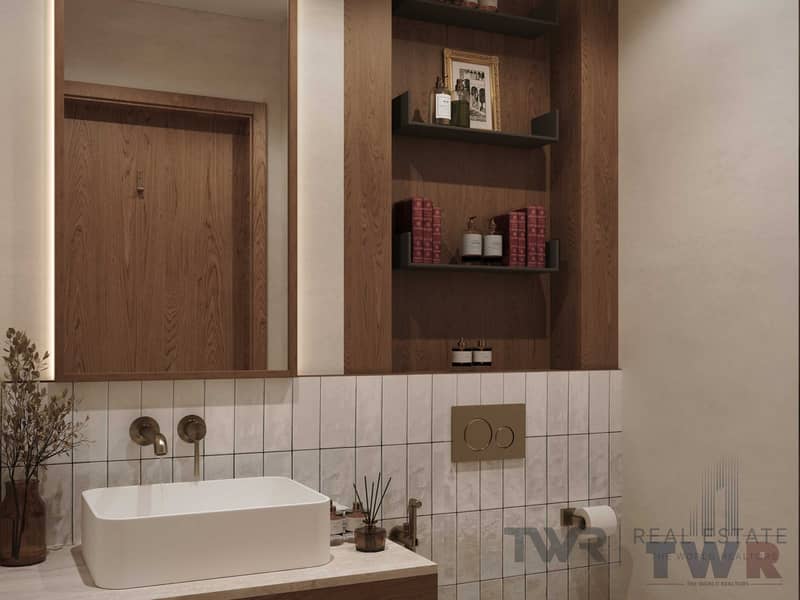 4 Image 4