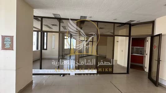 Office para en Alquiler en Al Majaz, Sharjah - مكتب-للا-يجار-3-غرف-المجاز-1-الشارقة-صورة-العقار-re-001-14. jpg