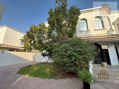 5 Bedroom Villa for Rent in Jumeirah, Dubai - Image 1