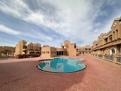 3 Slaapkamers Villa te Koop in Dubai Industrial City, Dubai - 1. jpg 3 Slaapkamers Villa te Koop in Dubai Industrial City, Dubai - 1. jpg