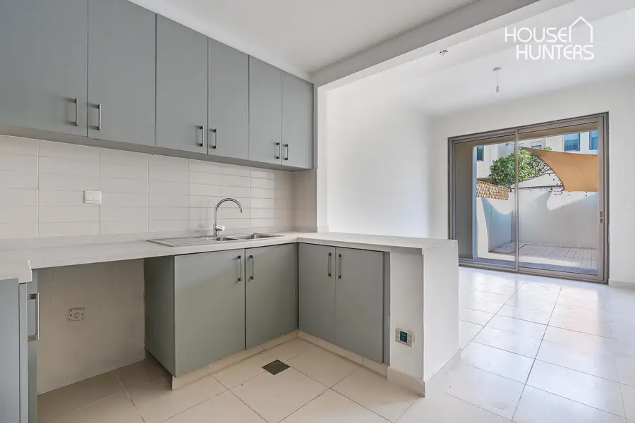 Vacant | Type E | 4 bed+ Study | Close to Park