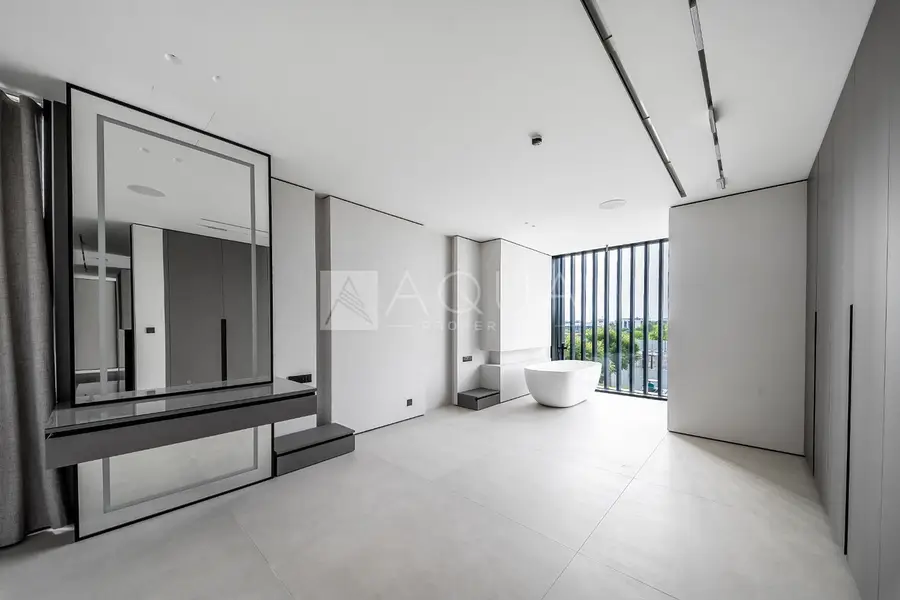 Finished Luxury Home Setting New Standards