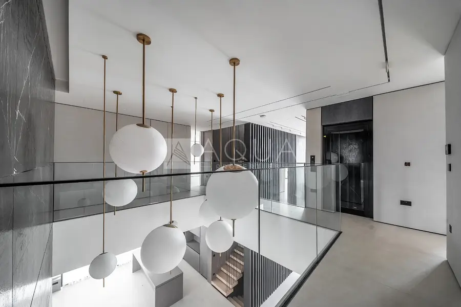 Finished Luxury Home Setting New Standards