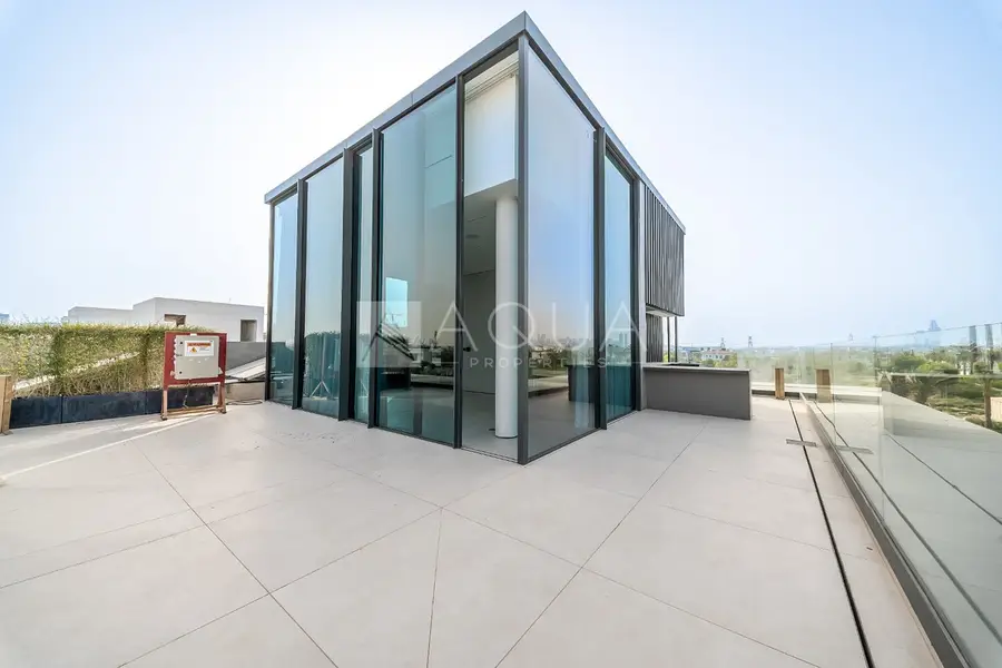 Finished Luxury Home Setting New Standards