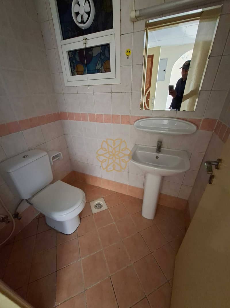 12 169444. jpg