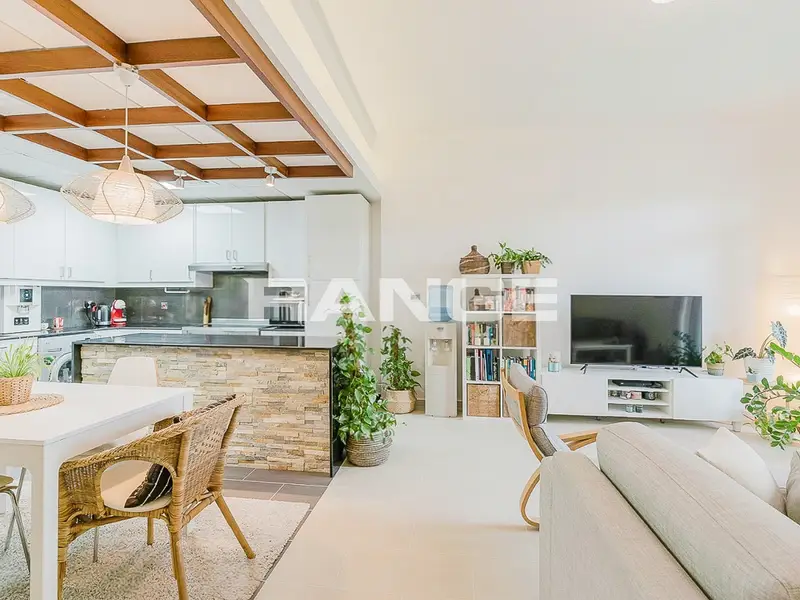 2 Beds with Maids | Upgraded | Rented | Good ROI