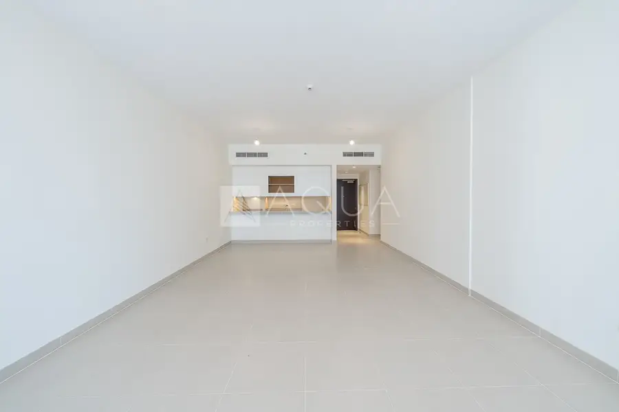 Low Floor | Spacious Layout | Ready to Move In