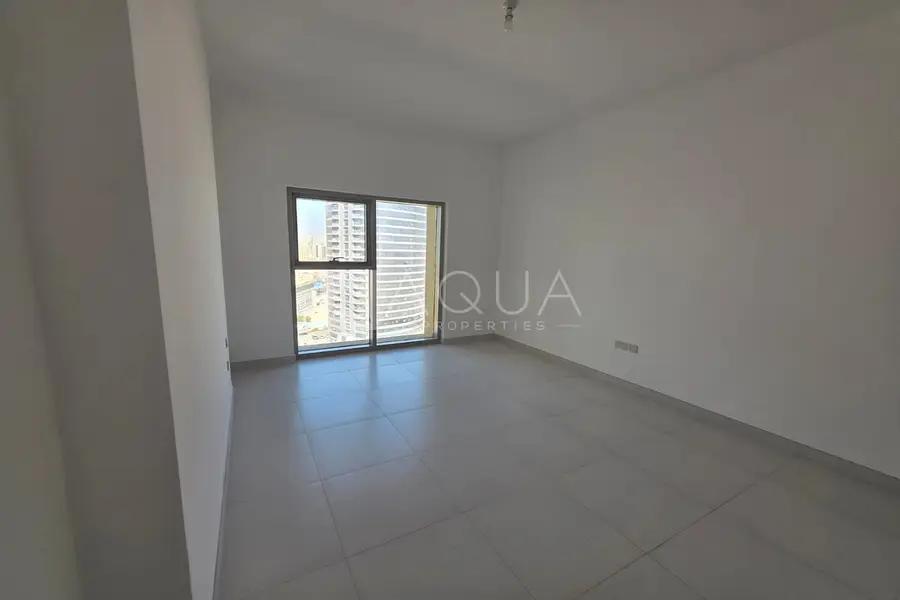 High floor | Well Maintained | Great Location