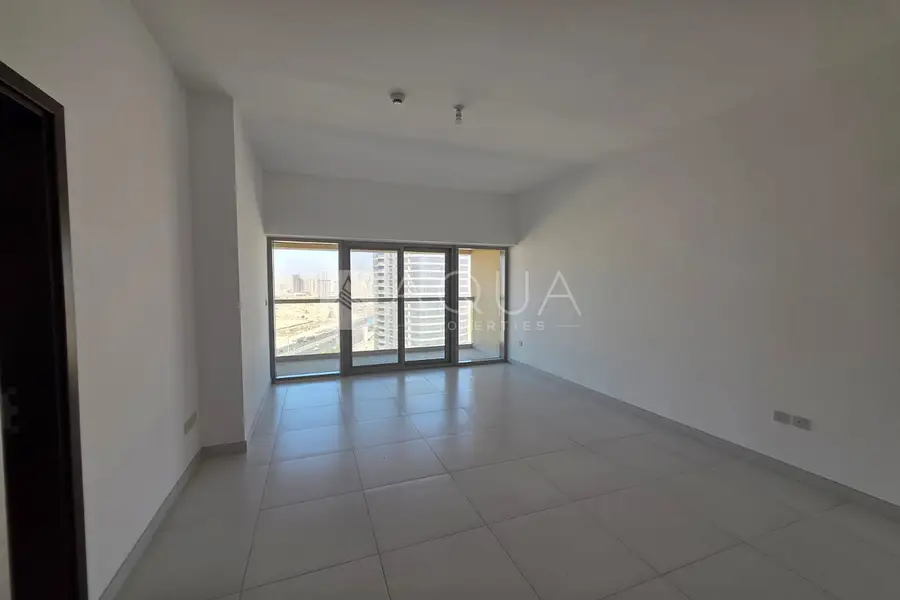 High floor | Well Maintained | Great Location