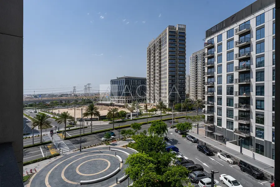 Low Floor | Spacious Layout | Ready to Move In