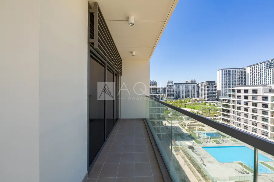 Contemporary | Park Views | Spacious 4 BR