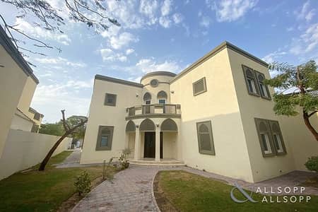 Great Location | Vacant Now | Skyline View Great Location | Vacant Now | Skyline View