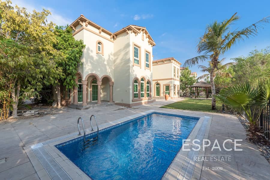 Exceptional Italian Master View Ready to Move in