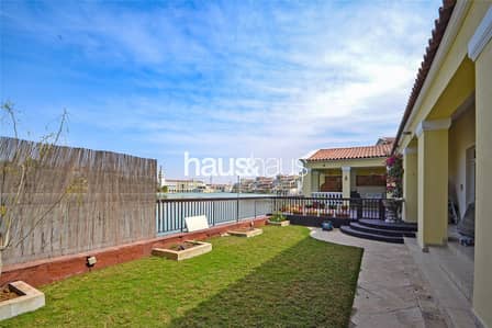 Ground Floor Corner | Large Garden Terrace Ground Floor Corner | Large Garden Terrace