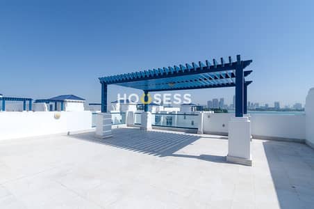 Who doesn't want a five bedroom villa on the Palm Jumeirah Who doesn't want a five bedroom villa on the Palm Jumeirah