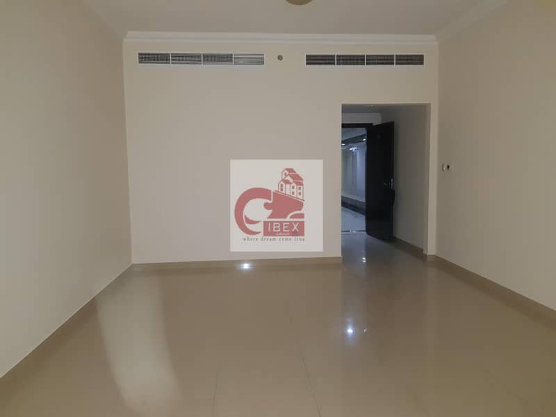 One month free luxurious 2bhk only 50k 1650sqft with 3 washrooms on Damscus road