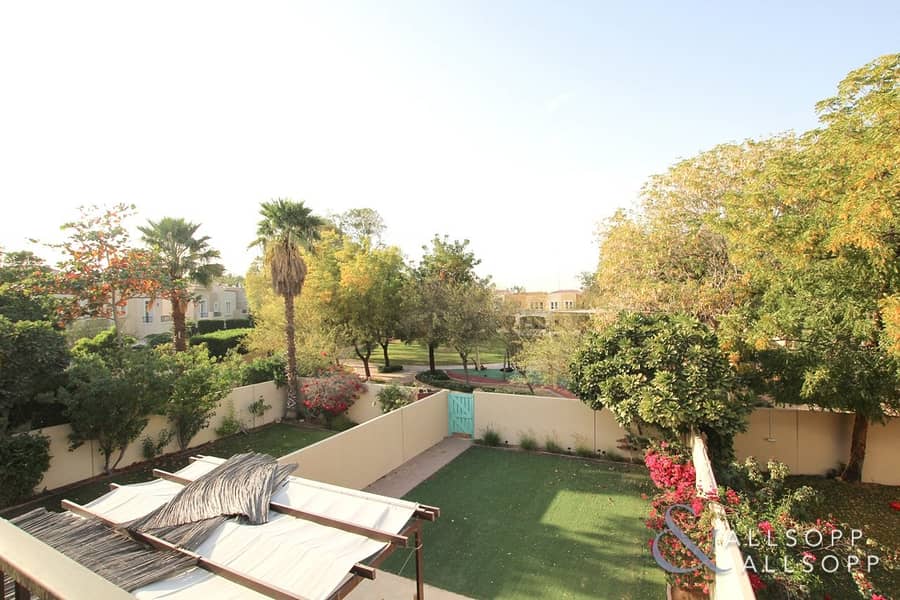 3 Beds| Landscaped Garden | Great Location