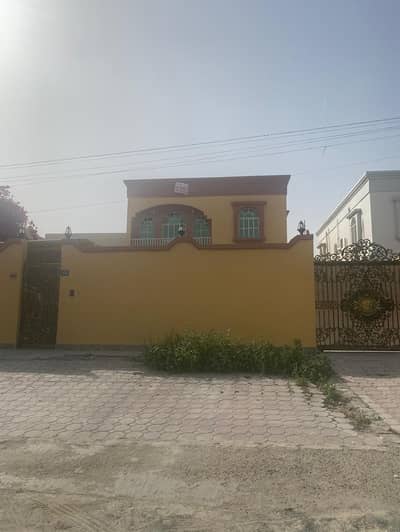 Spacious 5 Bedroom Hall Villa for Rent Spacious 5 Bedroom Hall Villa for Rent