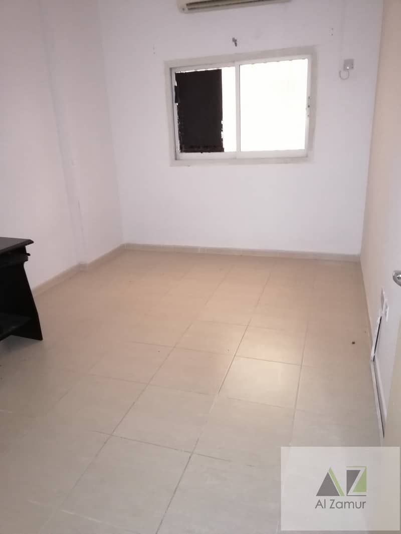 CHEAP STUDIO WITH SEPRATE KITCHEN RENT ONLY 16K 6 CHEAQUES PAYMENT