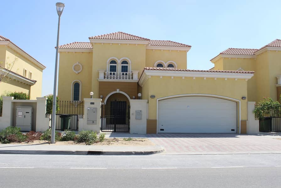 Legacy Large 3 Bedroom Next to Community Center District 7 Legacy Large 3 Bedroom Next to Community Center District 7