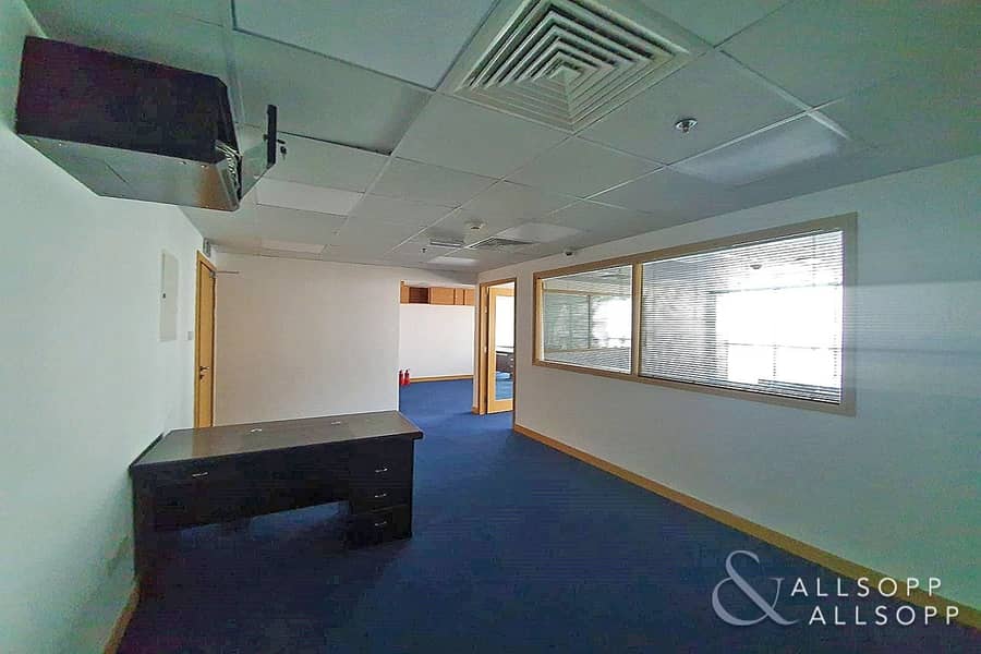 4 High Floor | Partition | Ready to Move In