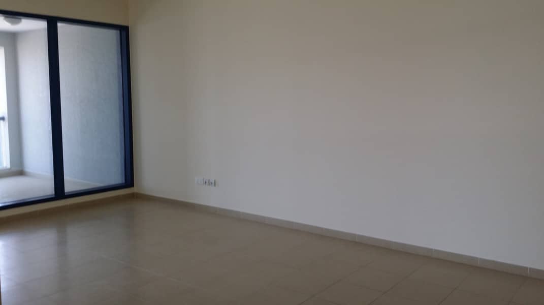 Best Deal 1 B/Room Duplex (No Commission) Best Deal 1 B/Room Duplex (No Commission)