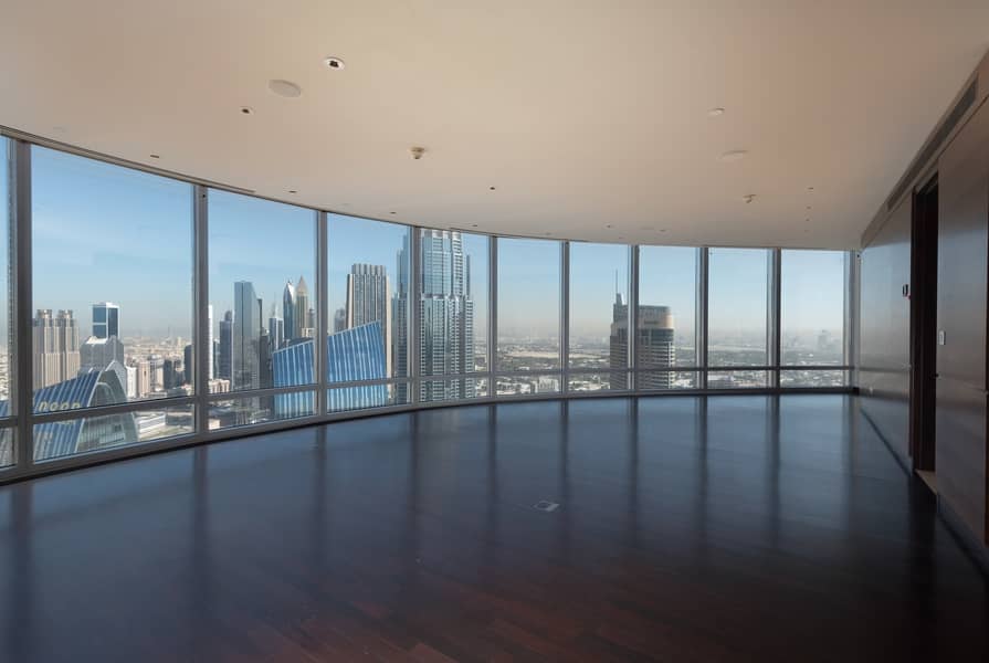Amazing 2 Br Apartment In World Tallest Building | Nice View | Well Maintained |