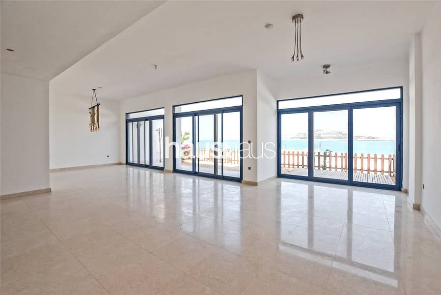Beautiful 5BR on the beach | View today | Vacant