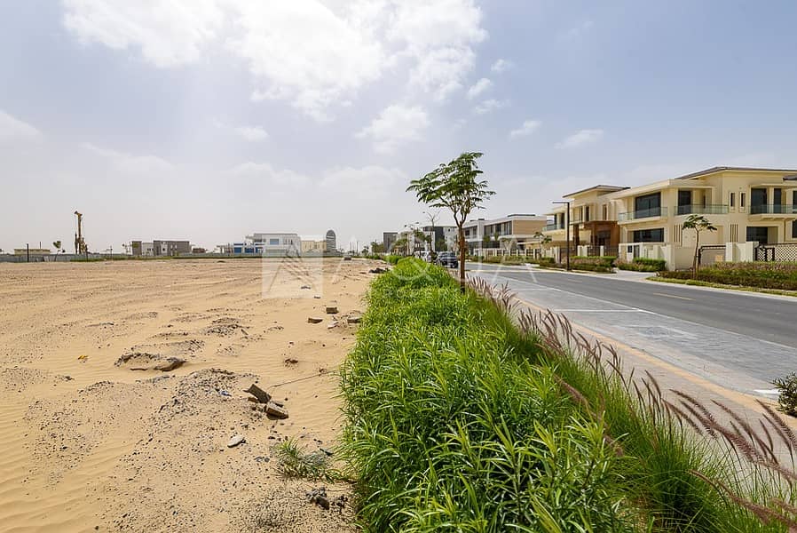 Plot in Dubai's Number One Villa Community