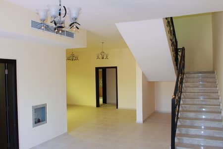 Elegant 4 Bedroom villa for rent in a prime location in Khuzam Elegant 4 Bedroom villa for rent in a prime location in Khuzam