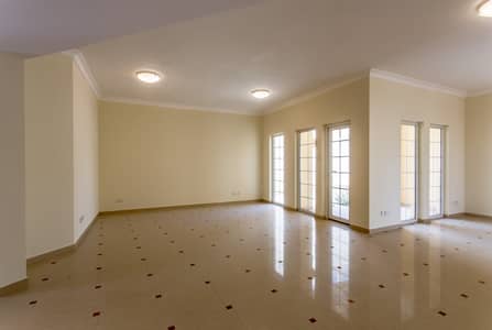 Spacious 4 Bedroom Spacious 4 Bedroom