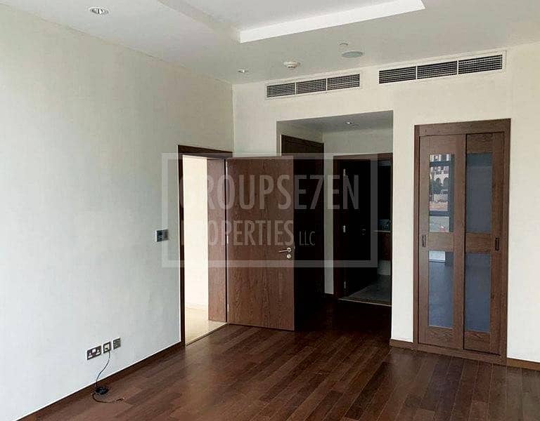 5 1 Bed Apartment for Sale in Palm Jumeirah