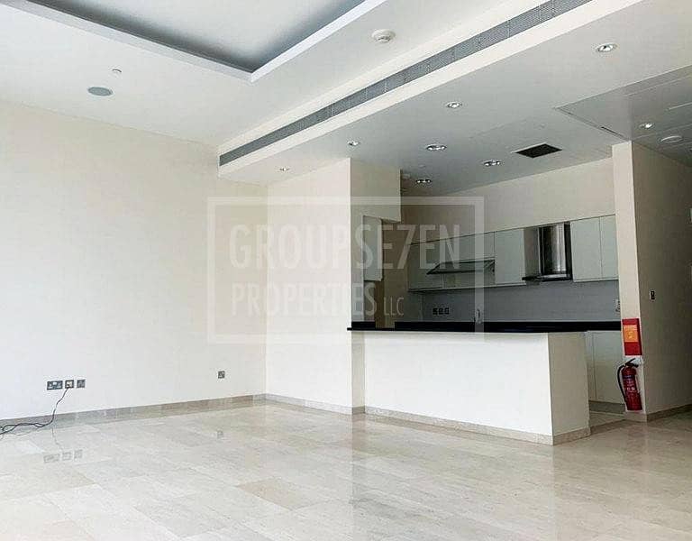 7 1 Bed Apartment for Sale in Palm Jumeirah