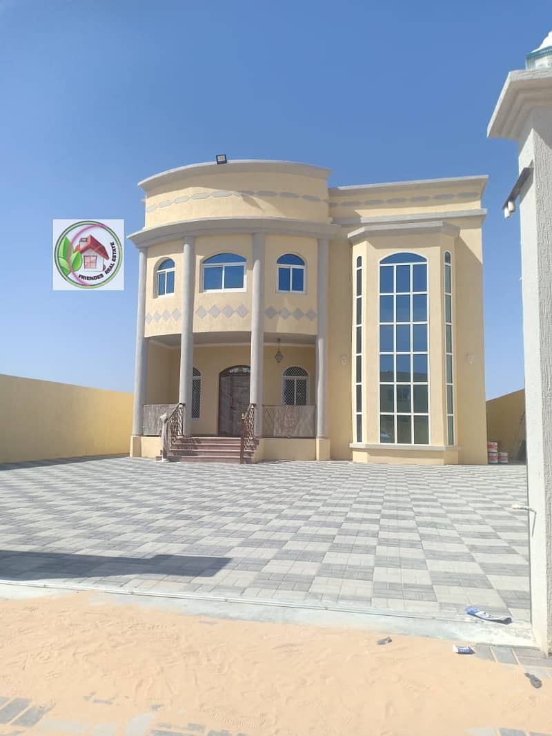 For sale villa in Ajman in an extremely luxurious and very attractive price next to all services