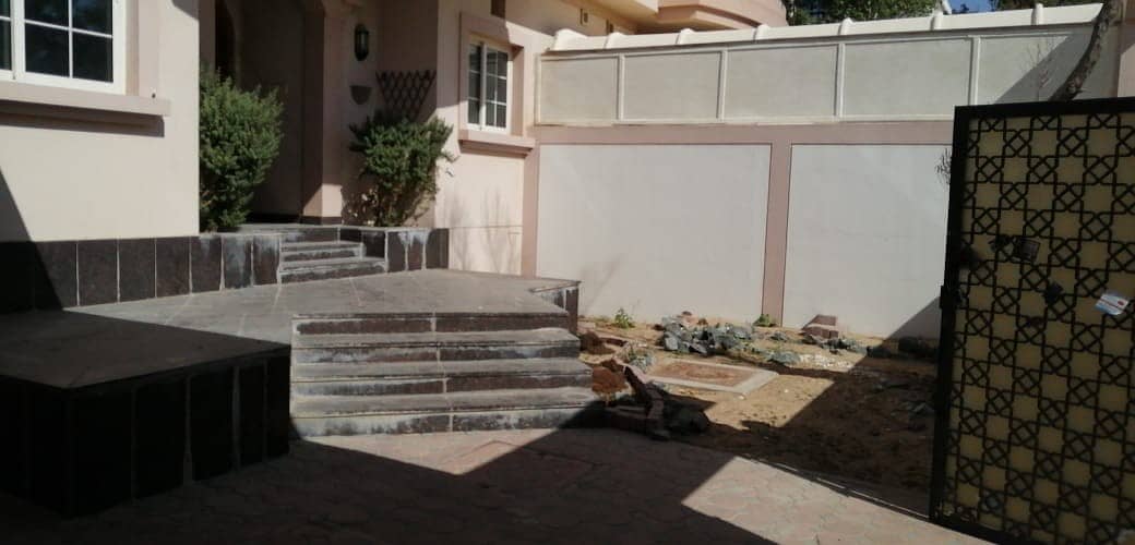 Semi Detached, 3BR Villa with Front and Back Yard, En Suite Bed Rooms.