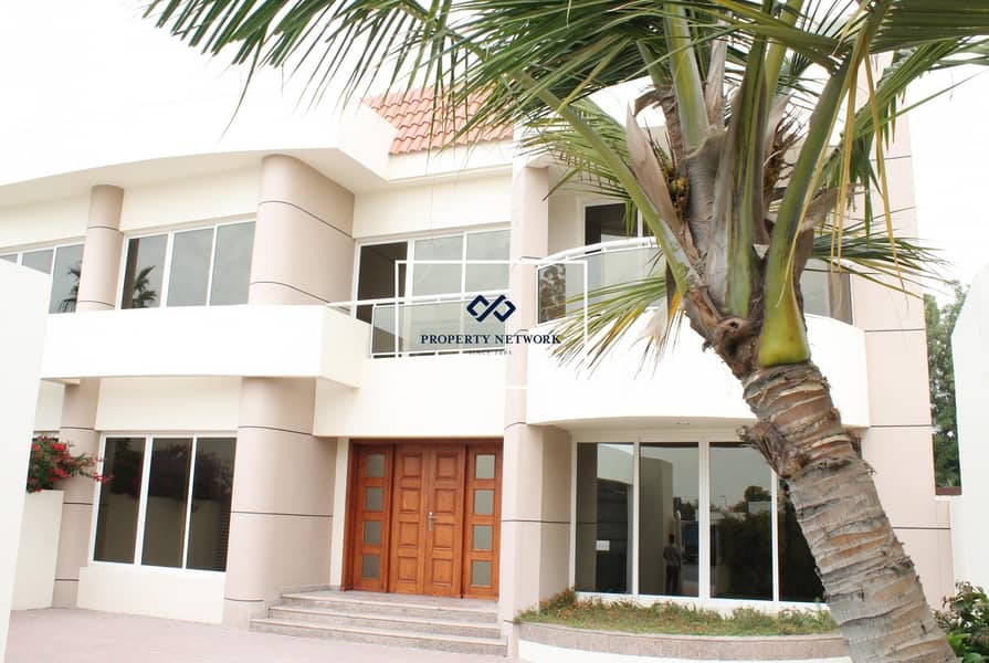 19 Spacious 4 bed with garden Villa in Jumeirah  1