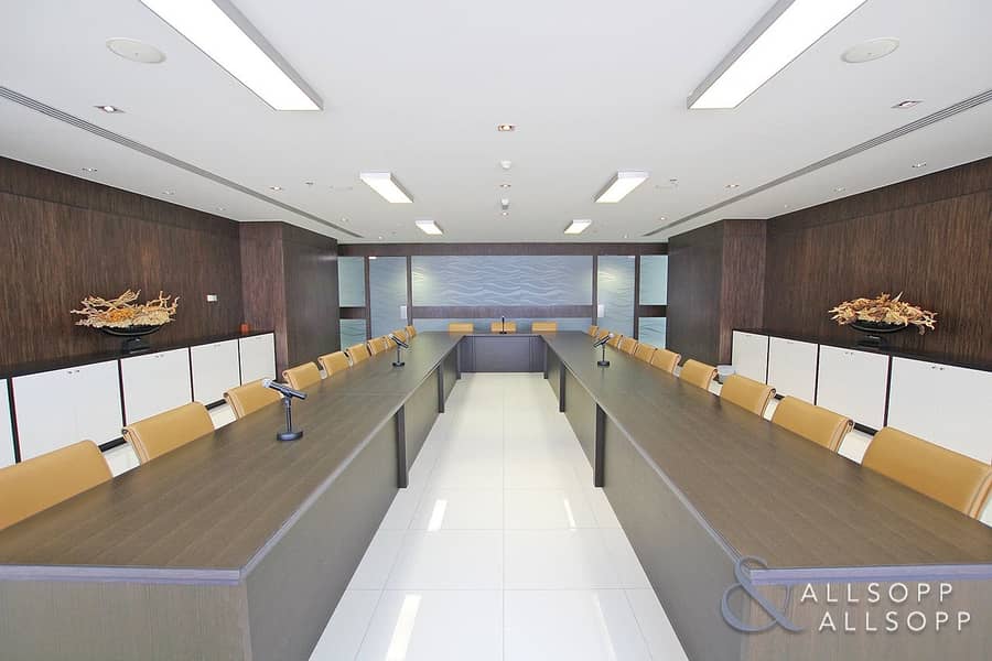 ROI 8% | 5 Year Contract | Two Full Floors ROI 8% | 5 Year Contract | Two Full Floors