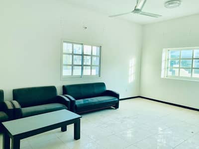 Clean villa for a very cheap price in Al Rawda Clean villa for a very cheap price in Al Rawda