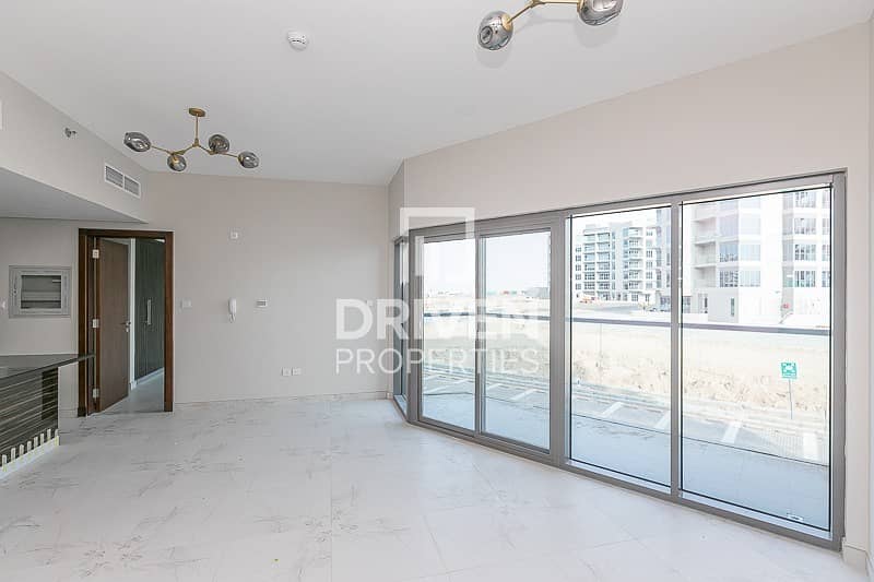 Brand New Apartment with Amazing Pool View