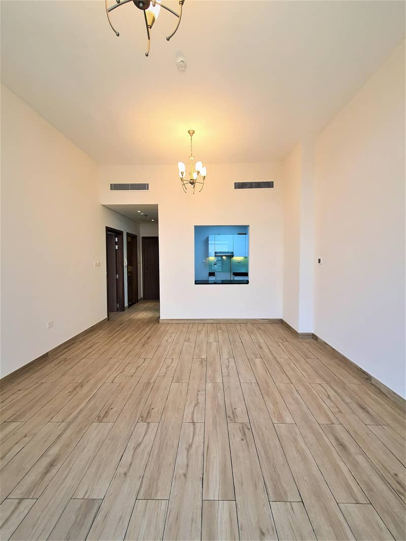 Huge One Bedroom | Brand New | Closed Kitchen Huge One Bedroom | Brand New | Closed Kitchen