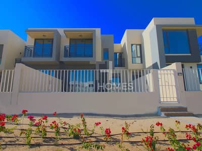 Single Row| 2M | 3 Bedroom | Maids Room| Single Row| 2M | 3 Bedroom | Maids Room|