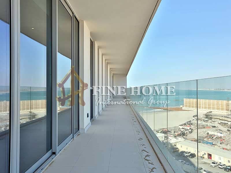 4 BR Apt / Sea Partial View Luxury Finishing 4 BR Apt / Sea Partial View Luxury Finishing