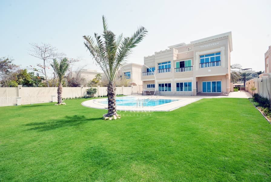 Best Price | Massive Garden | Private Pool & Jacuzzi Best Price | Massive Garden | Private Pool & Jacuzzi